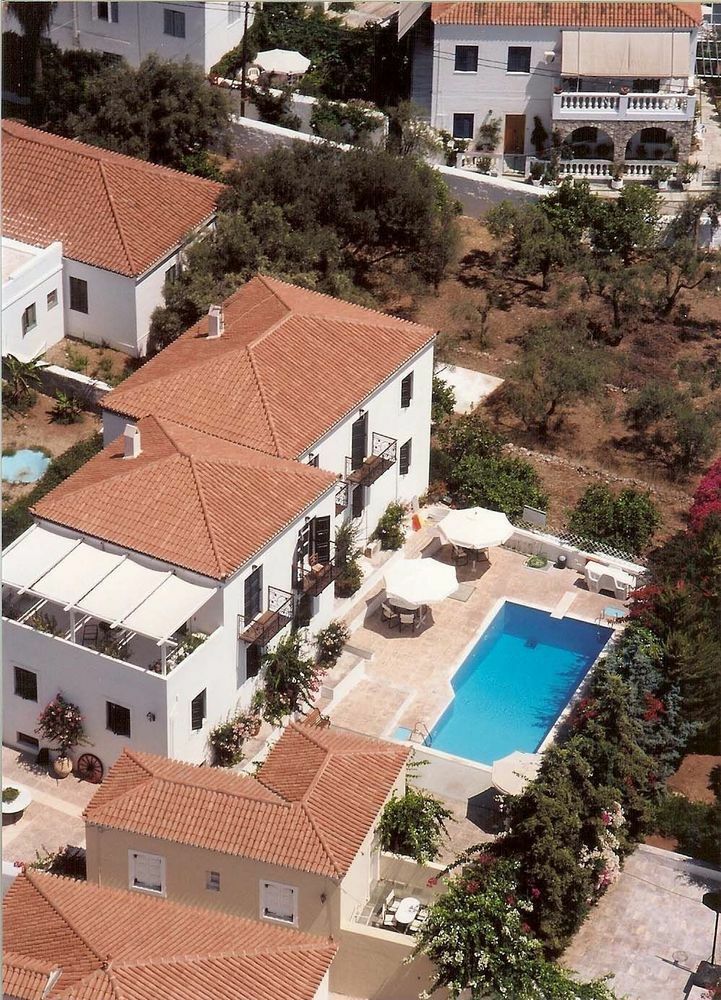 Spetses Retreat Accommodation Exterior foto